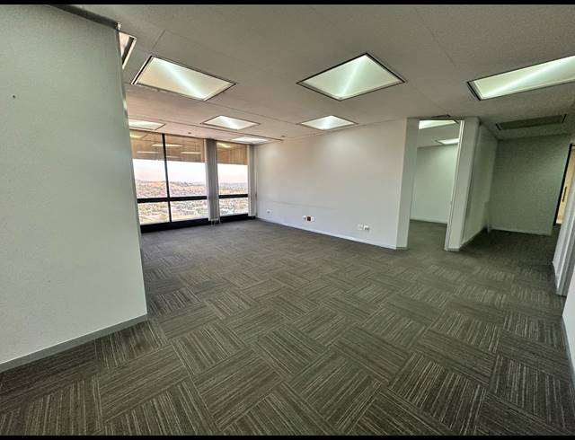 164M² OFFICE TO LET IN BRAAMFONTEIN WERF